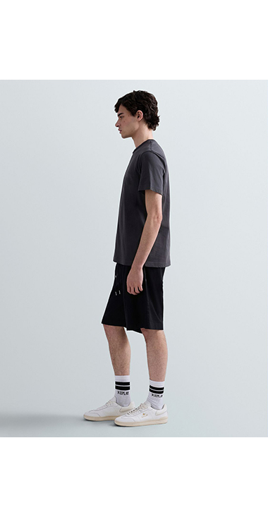 ベーシックジャージーロゴプリント Tシャツ 詳細画像